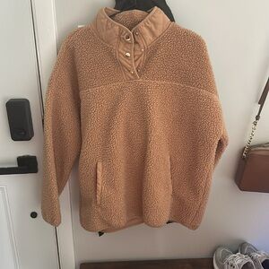 Women’s Sherpa pullover